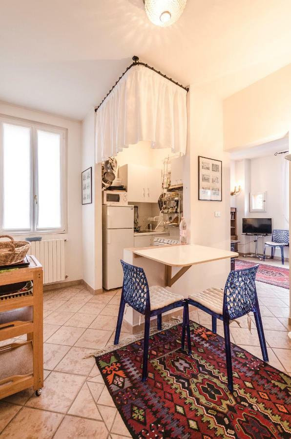 Lupari Apartment, Palazzo Storico Sotto Le Due Torri โบโลญญา ภายนอก รูปภาพ